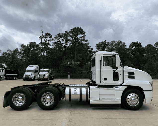 Truck Thumbnail 3