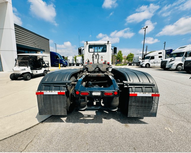 Truck Thumbnail 3