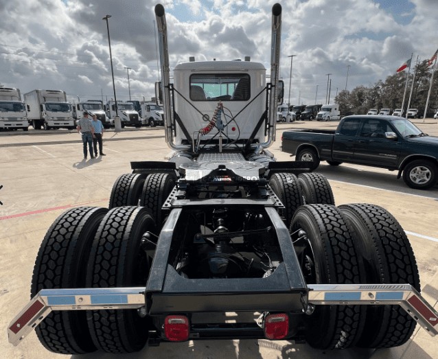 Truck Thumbnail 3