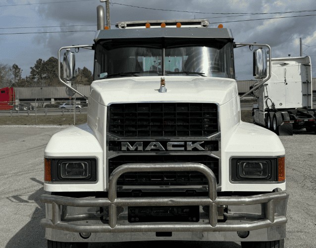 Truck Thumbnail 3