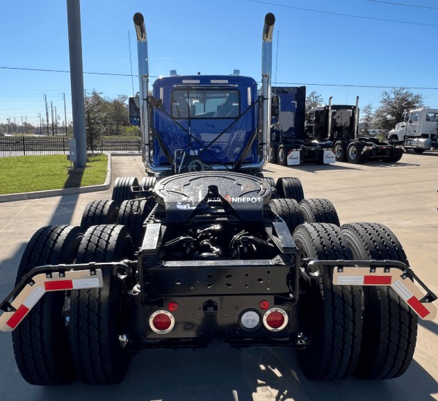 Truck Thumbnail 4