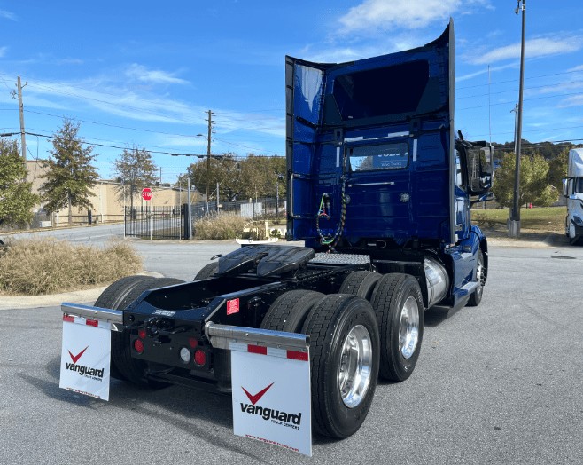 Truck Thumbnail 4
