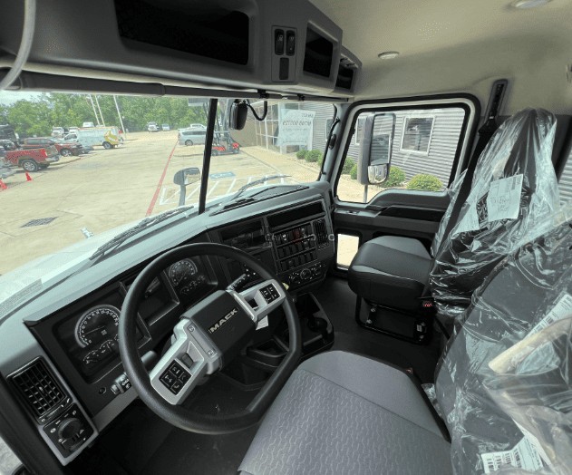 Truck Thumbnail 4