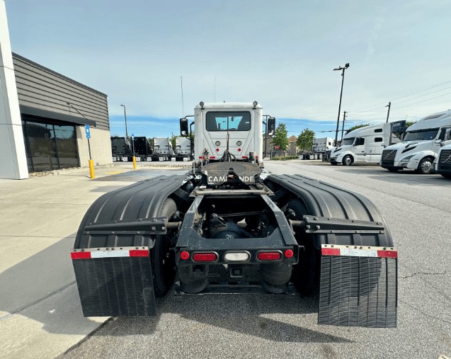 Truck Thumbnail 3