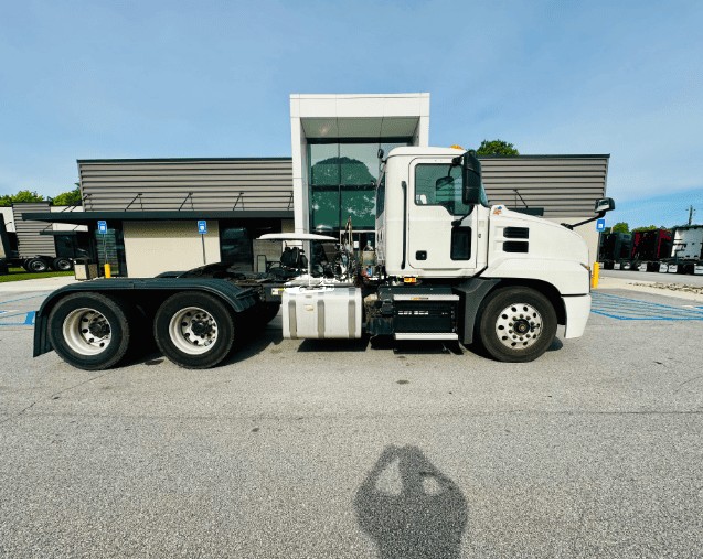 Truck Thumbnail 2