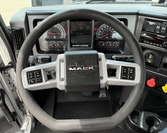 Truck Thumbnail 5