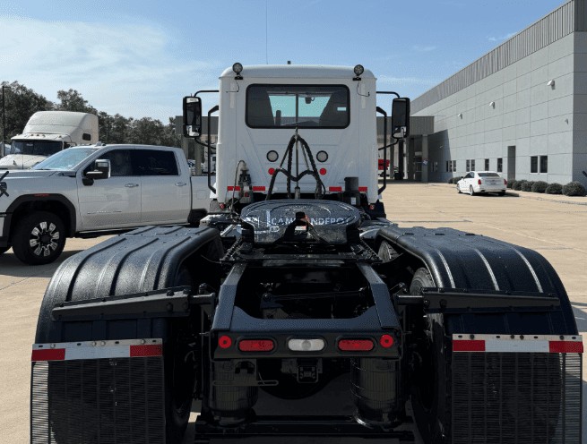 Truck Thumbnail 4