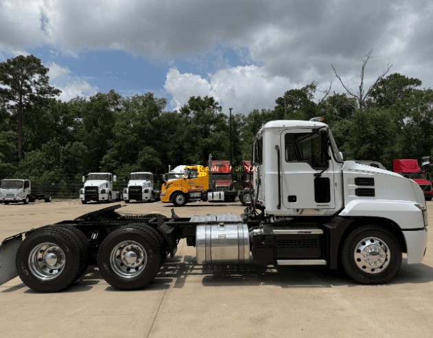Truck Thumbnail 3