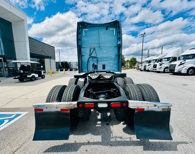 Truck Thumbnail 3