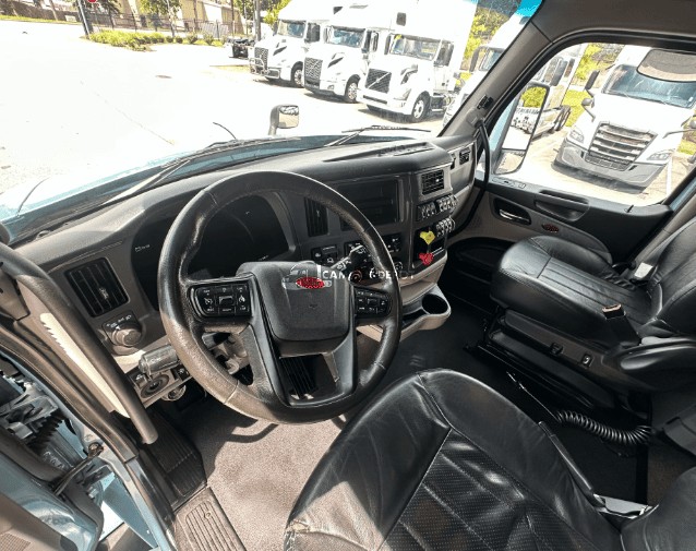 Truck Thumbnail 4