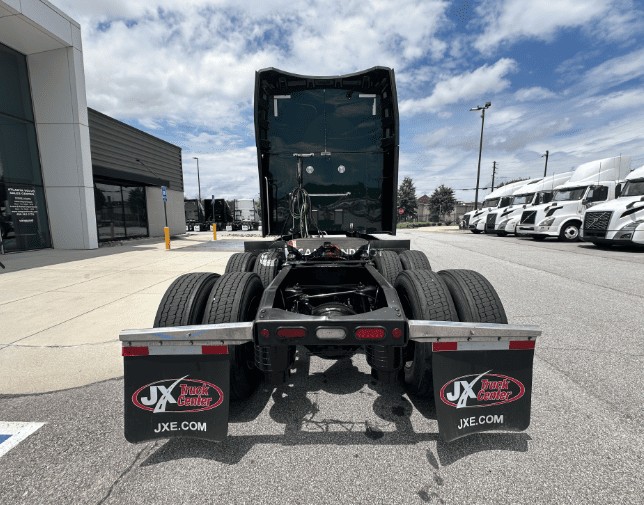 Truck Thumbnail 4