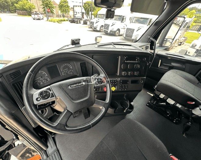 Truck Thumbnail 4