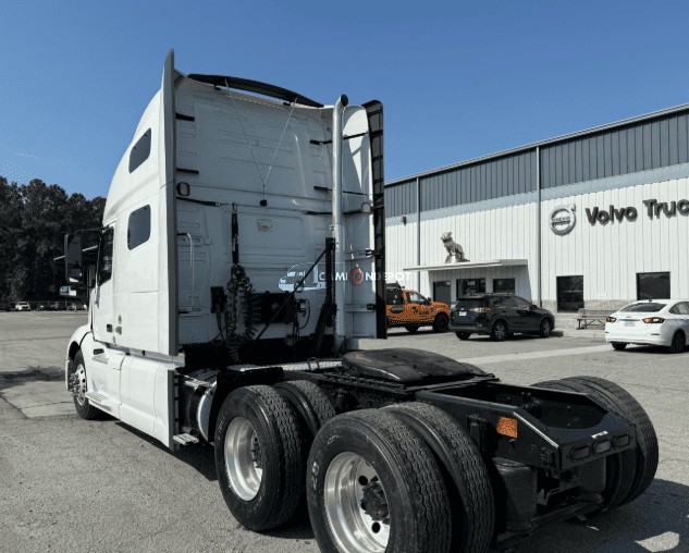 Truck Thumbnail 3