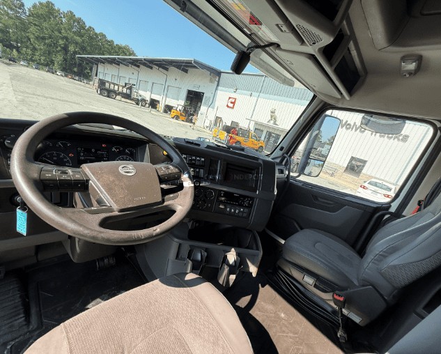 Truck Thumbnail 5