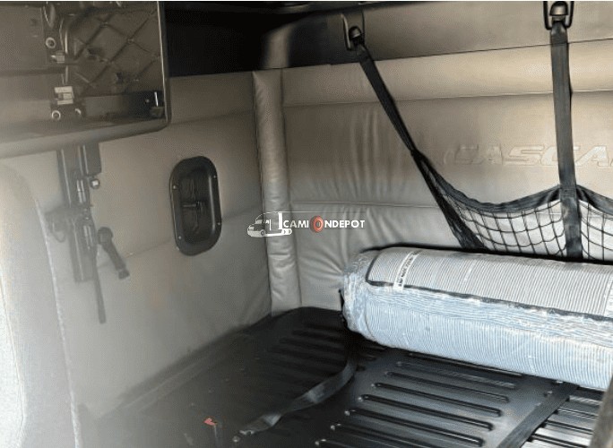 Truck Thumbnail 6