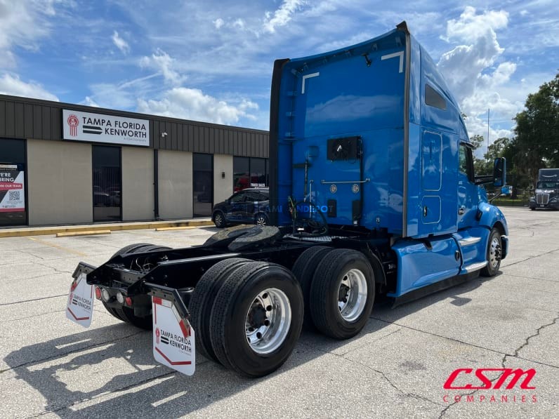 Truck Thumbnail 2