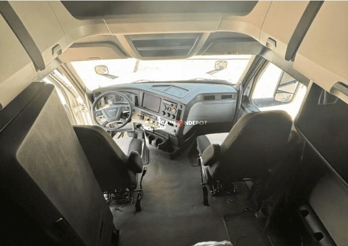 Truck Thumbnail 5
