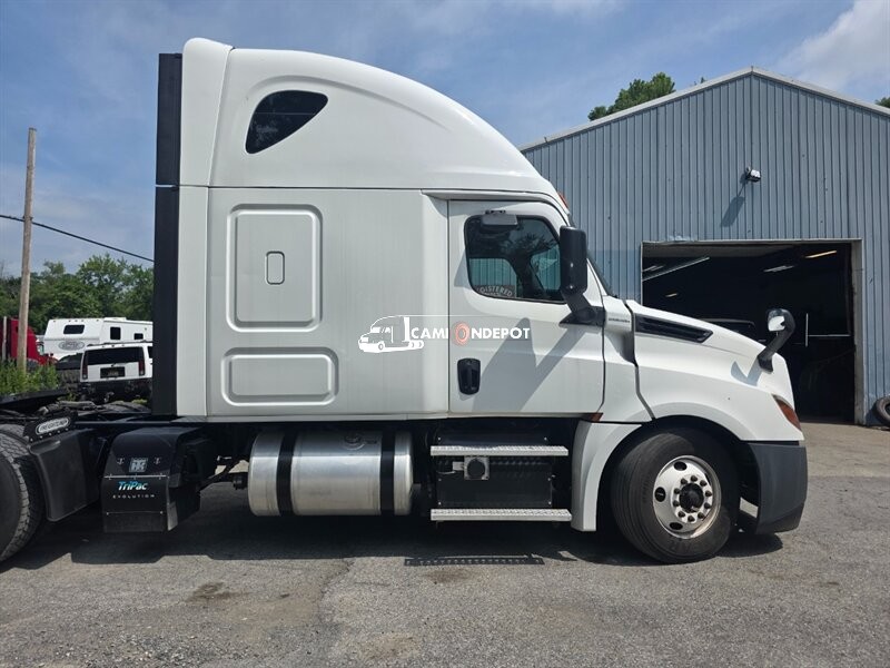 Truck Thumbnail 2