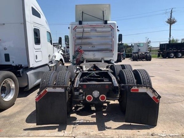 Truck Thumbnail 4