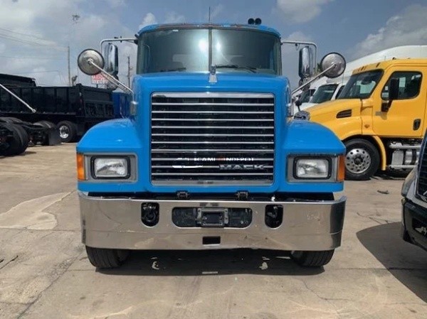 Truck Thumbnail 2
