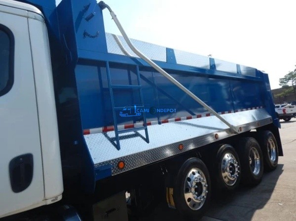 Truck Thumbnail 3