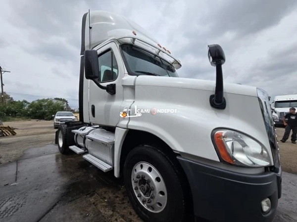 Truck Thumbnail 3