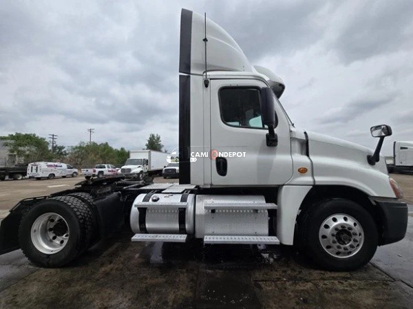Truck Thumbnail 2