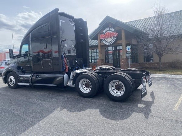 Truck Thumbnail 4