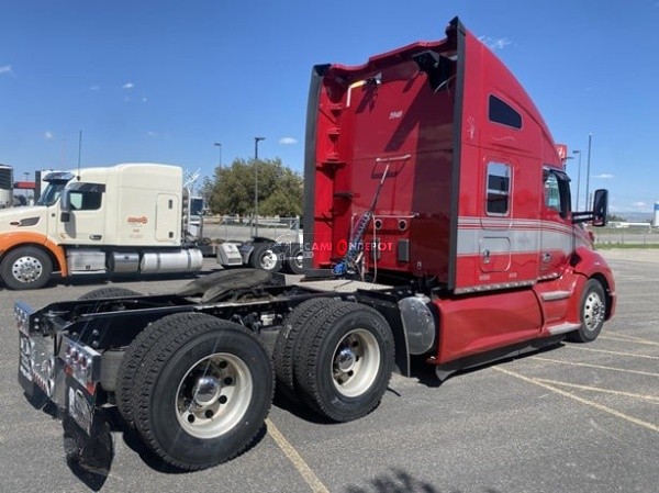 Truck Thumbnail 2
