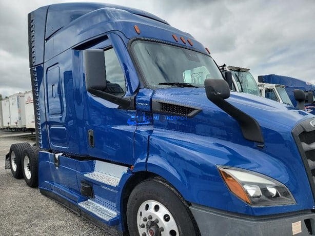 Truck Thumbnail 2