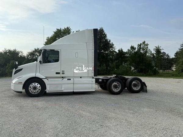 Truck Thumbnail 2