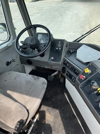 Truck Thumbnail 5