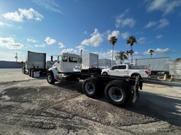 Truck Thumbnail 4