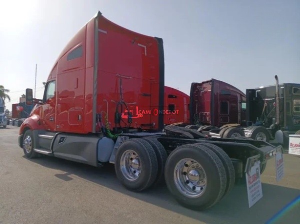 Truck Thumbnail 4