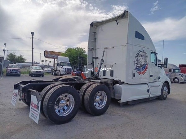 Truck Thumbnail 2