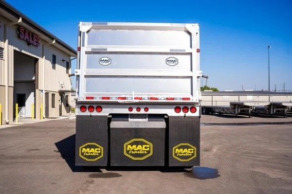 Truck Thumbnail 4
