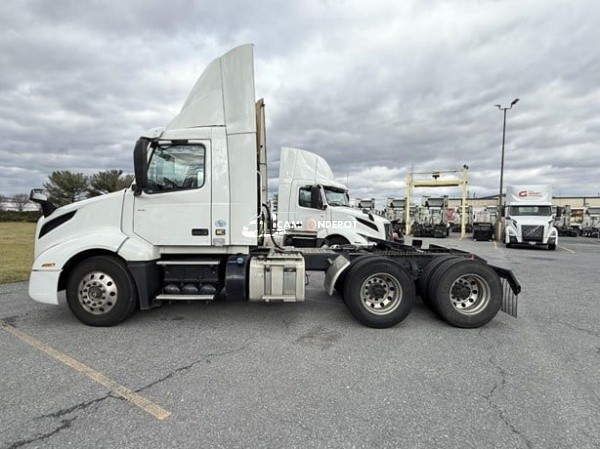 Truck Thumbnail 4