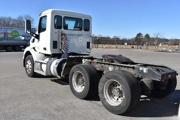 Truck Thumbnail 4