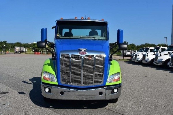 Truck Thumbnail 3