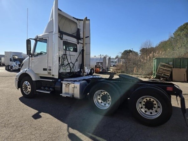 Truck Thumbnail 4