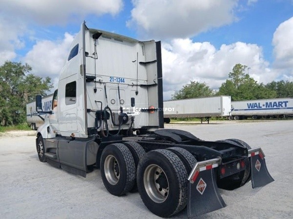 Truck Thumbnail 4