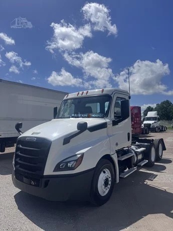 Truck Thumbnail 3