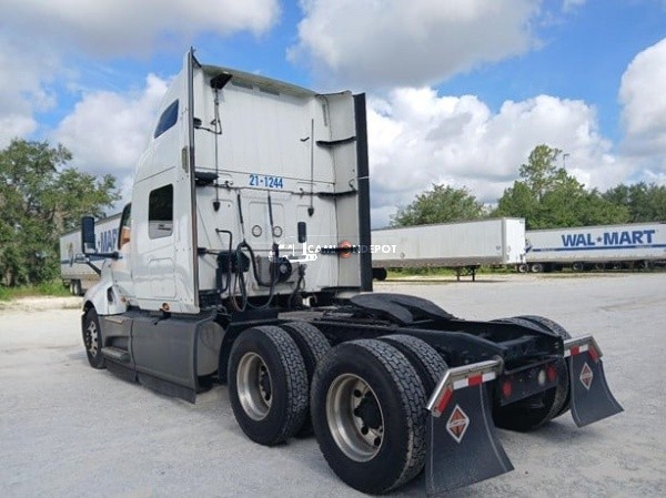 Truck Thumbnail 4