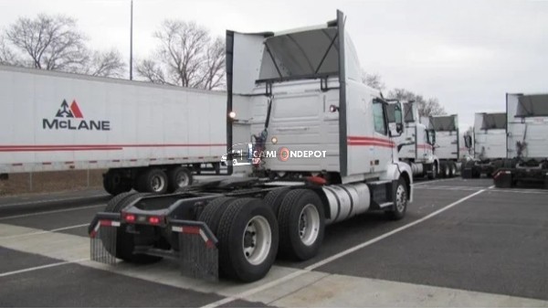 Truck Thumbnail 2