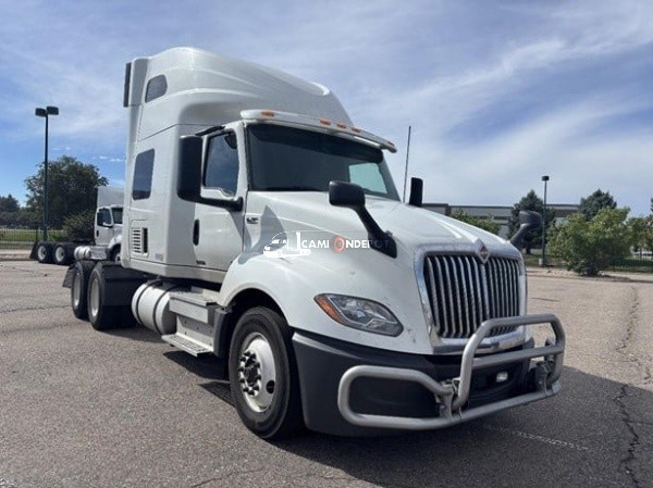 Truck