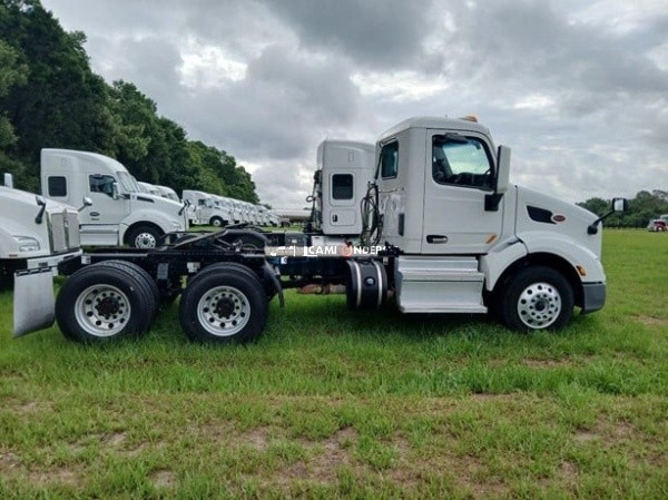 Truck Thumbnail 2