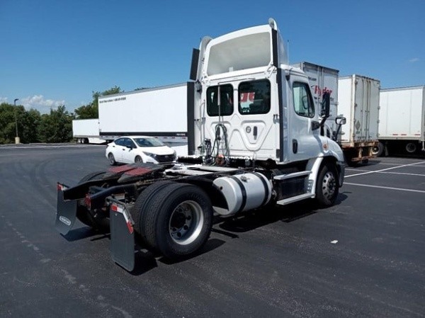 Truck Thumbnail 4
