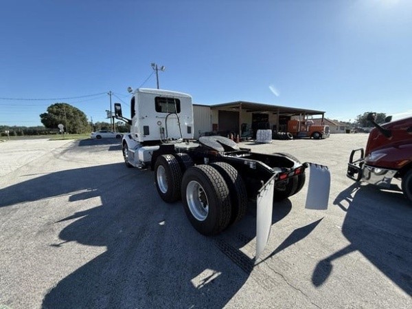 Truck Thumbnail 4