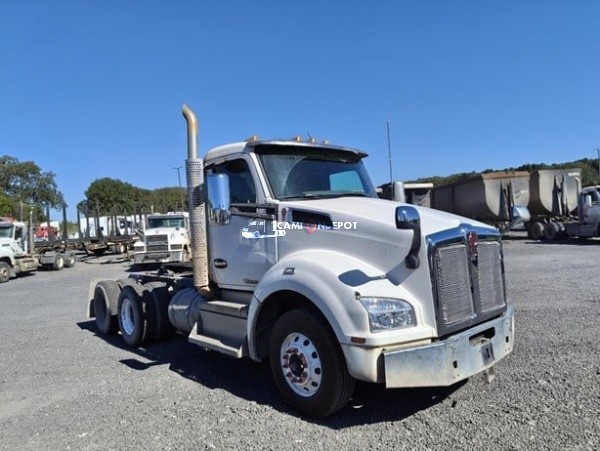Truck