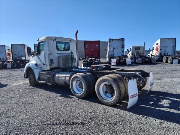 Truck Thumbnail 4